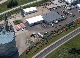 tractor west bend elevator