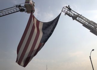 flag , 9/11 memorial