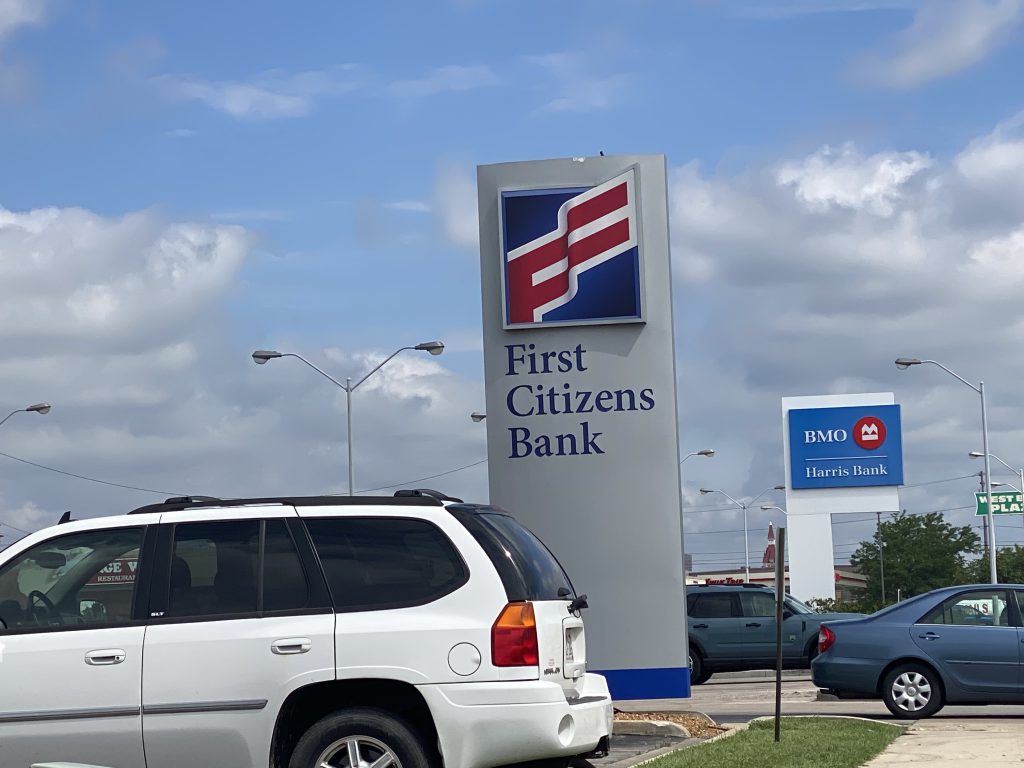 first-citizens-bank-branch-to-close-in-west-bend-wi