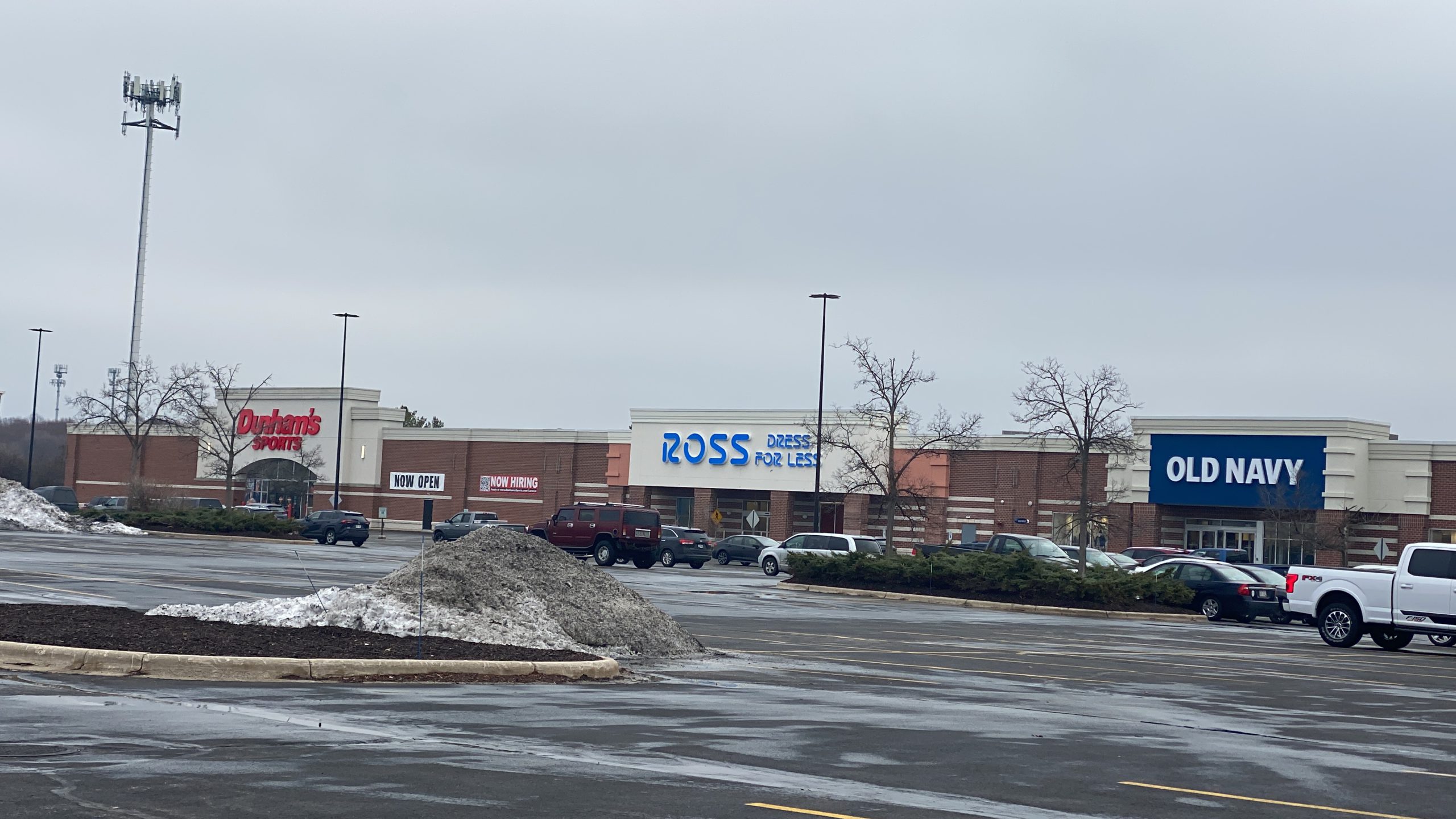 If you build it, they will come: Ross Dress for Less opens on east side -  Point/Plover Metro Wire
